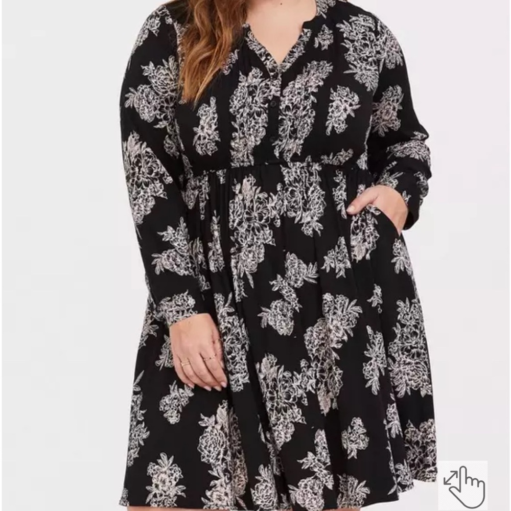 Torrid Black With Beige Floral Design Shirt Dress Women’s Size 4X.